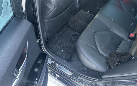 Toyota Camry, 2019 год, 2 750 000 рублей, 3 фотография