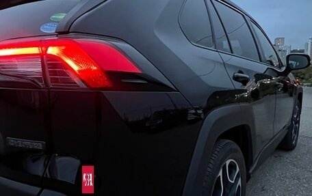 Toyota RAV4, 2020 год, 3 250 000 рублей, 3 фотография