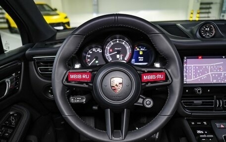 Porsche Macan I рестайлинг, 2025 год, 11 750 000 рублей, 28 фотография