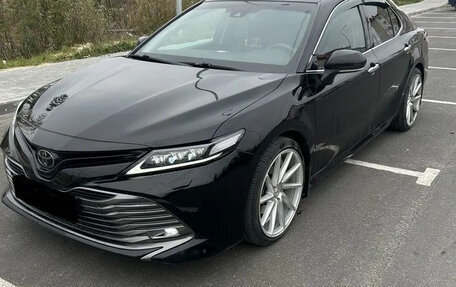 Toyota Camry, 2019 год, 2 750 000 рублей, 7 фотография