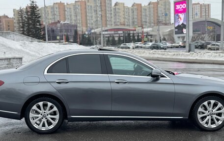 Mercedes-Benz E-Класс, 2020 год, 4 200 000 рублей, 8 фотография