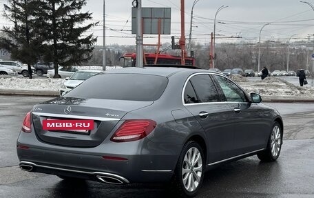 Mercedes-Benz E-Класс, 2020 год, 4 200 000 рублей, 4 фотография