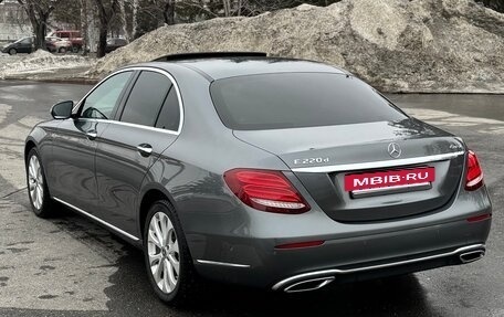 Mercedes-Benz E-Класс, 2020 год, 4 200 000 рублей, 6 фотография