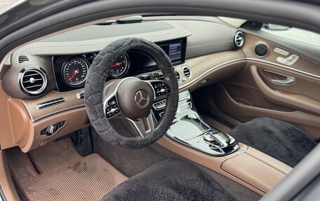 Mercedes-Benz E-Класс, 2020 год, 4 200 000 рублей, 12 фотография