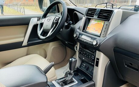 Toyota Land Cruiser Prado 150 рестайлинг 2, 2012 год, 2 500 000 рублей, 10 фотография