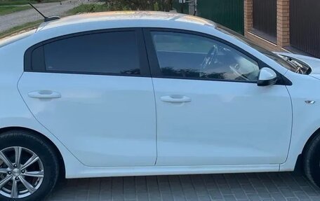 KIA Rio IV, 2019 год, 1 350 000 рублей, 5 фотография