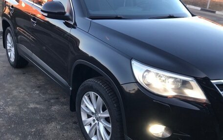 Volkswagen Tiguan I, 2009 год, 980 000 рублей, 3 фотография