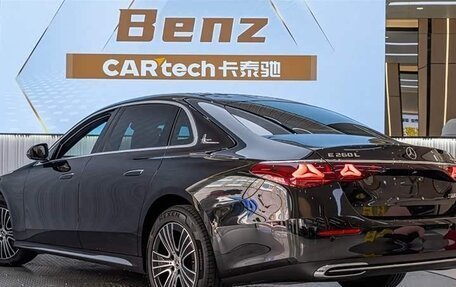 Mercedes-Benz E-Класс, 2024 год, 7 700 000 рублей, 4 фотография