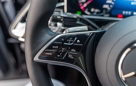 Mercedes-Benz E-Класс, 2024 год, 7 700 000 рублей, 13 фотография