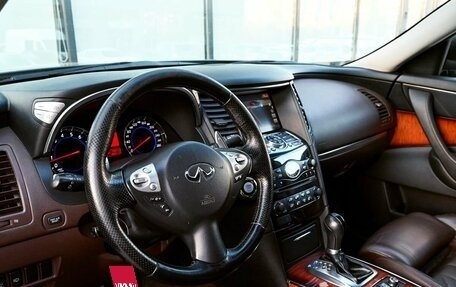Infiniti FX II, 2010 год, 1 835 000 рублей, 15 фотография