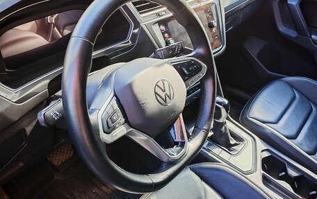 Volkswagen Tiguan II, 2021 год, 3 150 000 рублей, 5 фотография