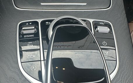 Mercedes-Benz E-Класс, 2019 год, 3 200 000 рублей, 28 фотография