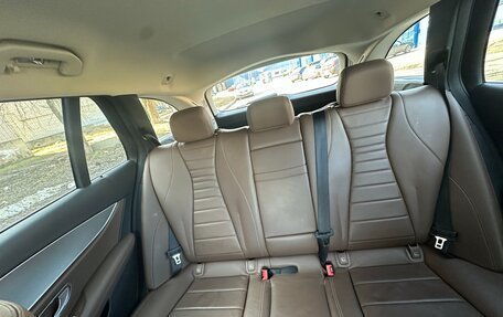 Mercedes-Benz E-Класс, 2019 год, 3 200 000 рублей, 26 фотография