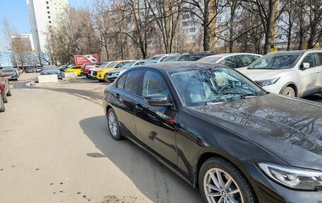 BMW 3 серия, 2019 год, 3 300 000 рублей, 2 фотография