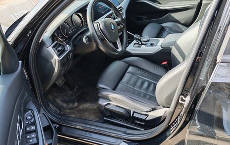 BMW 3 серия, 2019 год, 3 300 000 рублей, 6 фотография