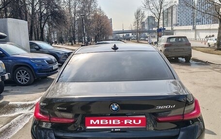 BMW 3 серия, 2019 год, 3 300 000 рублей, 4 фотография