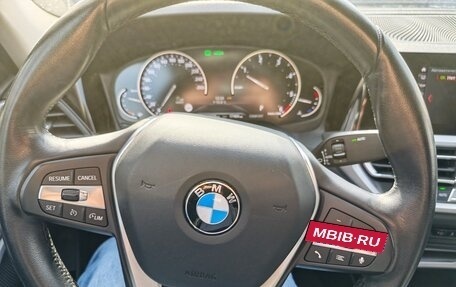 BMW 3 серия, 2019 год, 3 300 000 рублей, 10 фотография