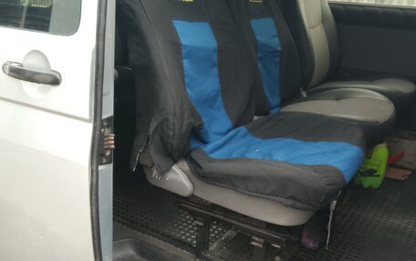 Volkswagen Transporter T5 рестайлинг, 2005 год, 1 000 000 рублей, 2 фотография