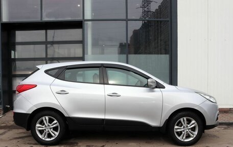 Hyundai ix35 I рестайлинг, 2013 год, 999 000 рублей, 6 фотография