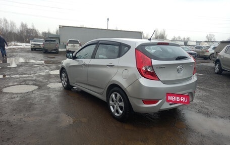 Hyundai Solaris II рестайлинг, 2013 год, 698 000 рублей, 4 фотография