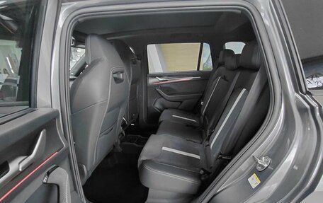 Skoda Kodiaq, 2025 год, 6 590 000 рублей, 11 фотография