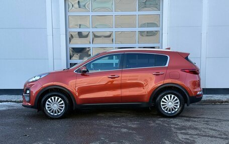 KIA Sportage IV рестайлинг, 2020 год, 2 300 000 рублей, 2 фотография