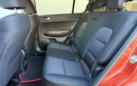 KIA Sportage IV рестайлинг, 2020 год, 2 300 000 рублей, 12 фотография