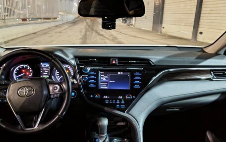 Toyota Camry, 2020 год, 1 670 000 рублей, 9 фотография