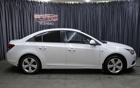 Chevrolet Cruze II, 2011 год, 698 000 рублей, 4 фотография