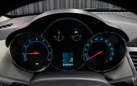 Chevrolet Cruze II, 2011 год, 698 000 рублей, 13 фотография