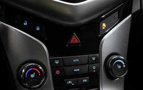 Chevrolet Cruze II, 2011 год, 698 000 рублей, 18 фотография