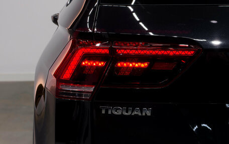 Volkswagen Tiguan II, 2018 год, 2 699 000 рублей, 21 фотография