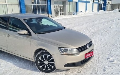 Volkswagen Jetta VI, 2013 год, 940 000 рублей, 1 фотография
