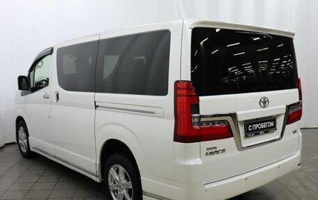 Toyota HiAce H300, 2019 год, 5 799 000 рублей, 6 фотография