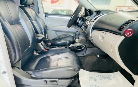 Mitsubishi Pajero Sport II рестайлинг, 2013 год, 1 700 000 рублей, 12 фотография