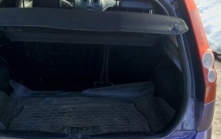 Ford Fiesta, 2006 год, 300 000 рублей, 4 фотография