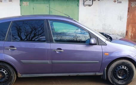 Ford Fiesta, 2006 год, 300 000 рублей, 2 фотография