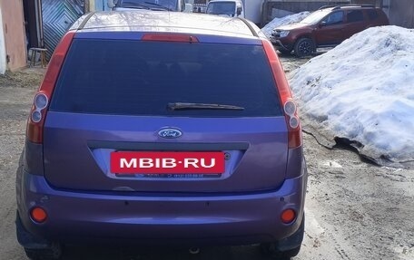 Ford Fiesta, 2006 год, 300 000 рублей, 3 фотография