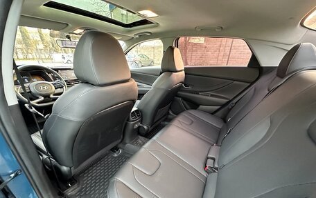 Hyundai Elantra, 2023 год, 2 297 000 рублей, 26 фотография