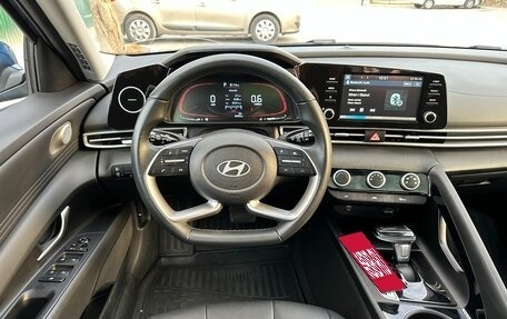 Hyundai Elantra, 2023 год, 2 297 000 рублей, 28 фотография