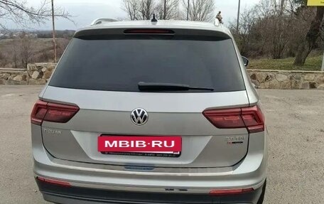 Volkswagen Tiguan II, 2017 год, 2 690 000 рублей, 4 фотография