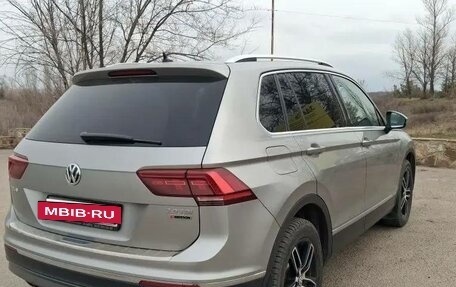 Volkswagen Tiguan II, 2017 год, 2 690 000 рублей, 2 фотография