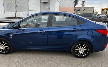 Hyundai Solaris II рестайлинг, 2015 год, 938 000 рублей, 5 фотография