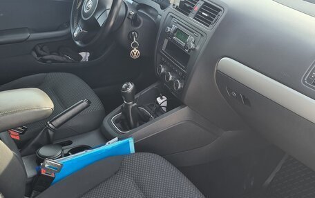 Volkswagen Jetta VI, 2013 год, 940 000 рублей, 15 фотография