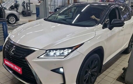 Lexus RX IV рестайлинг, 2018 год, 4 450 000 рублей, 1 фотография