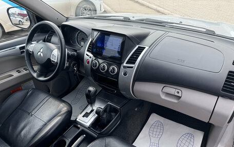 Mitsubishi Pajero Sport II рестайлинг, 2014 год, 1 790 000 рублей, 15 фотография