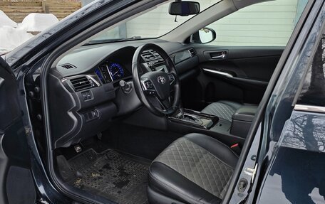 Toyota Camry, 2015 год, 1 550 000 рублей, 10 фотография