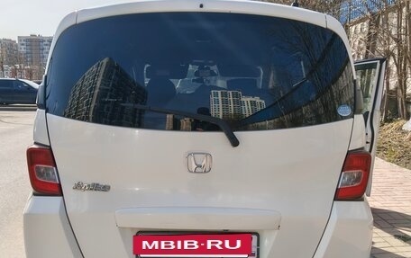 Honda Freed I, 2011 год, 850 000 рублей, 20 фотография