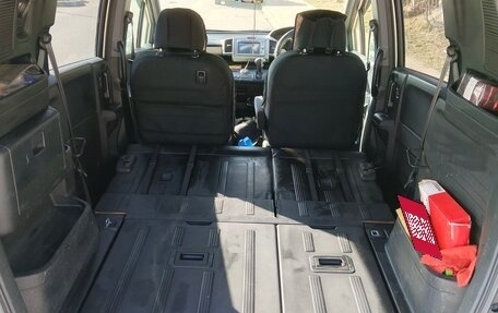 Honda Freed I, 2011 год, 850 000 рублей, 18 фотография