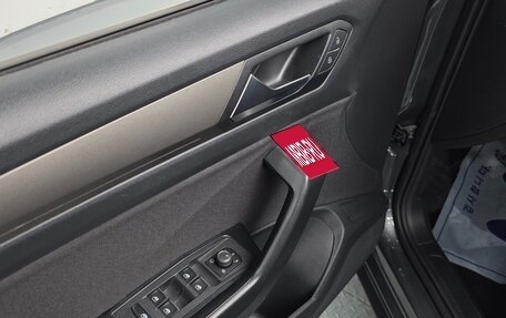 Volkswagen T-Roc I, 2021 год, 2 179 000 рублей, 9 фотография